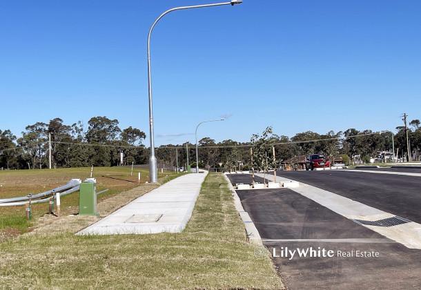 1386589 AUSTRAL 2024 09 16 160442 - Lily White Real Estate Agency, Oran Park, Australia