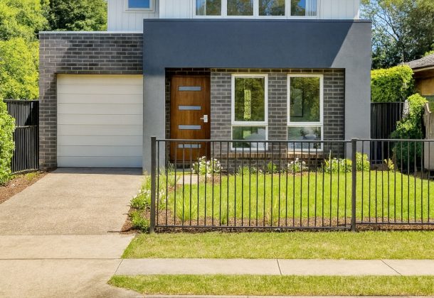 1681839 AUSTRAL 2025 10 20 055035 - Lily White Real Estate Agency, Oran Park, Australia