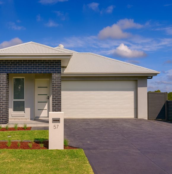 1685645 CATHERINE FIELD 2025 10 25 071705 - Lily White Real Estate Agency, Oran Park, Australia