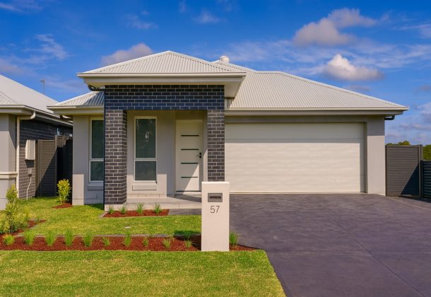 1685645 CATHERINE FIELD 2025 10 25 071705 - Lily White Real Estate Agency, Oran Park, Australia