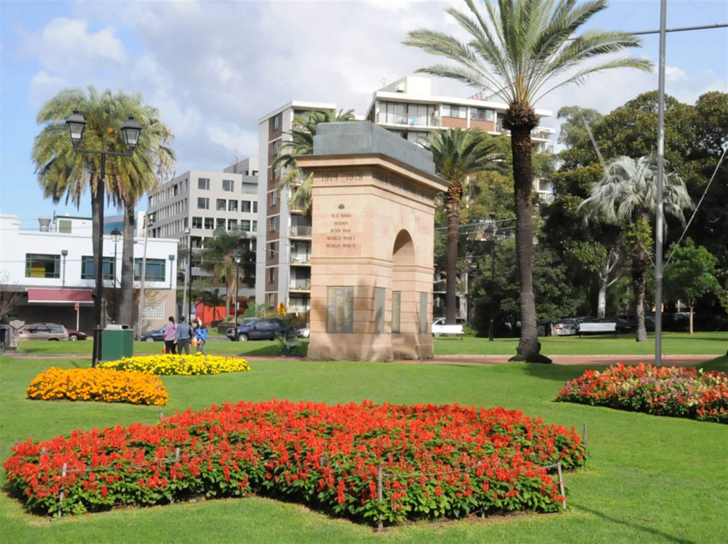 Burwood - Lily White Real Estate