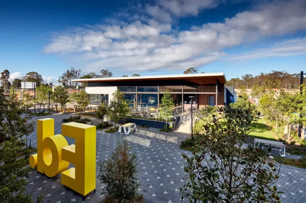 Edmondson Park - Lily White Real Estate