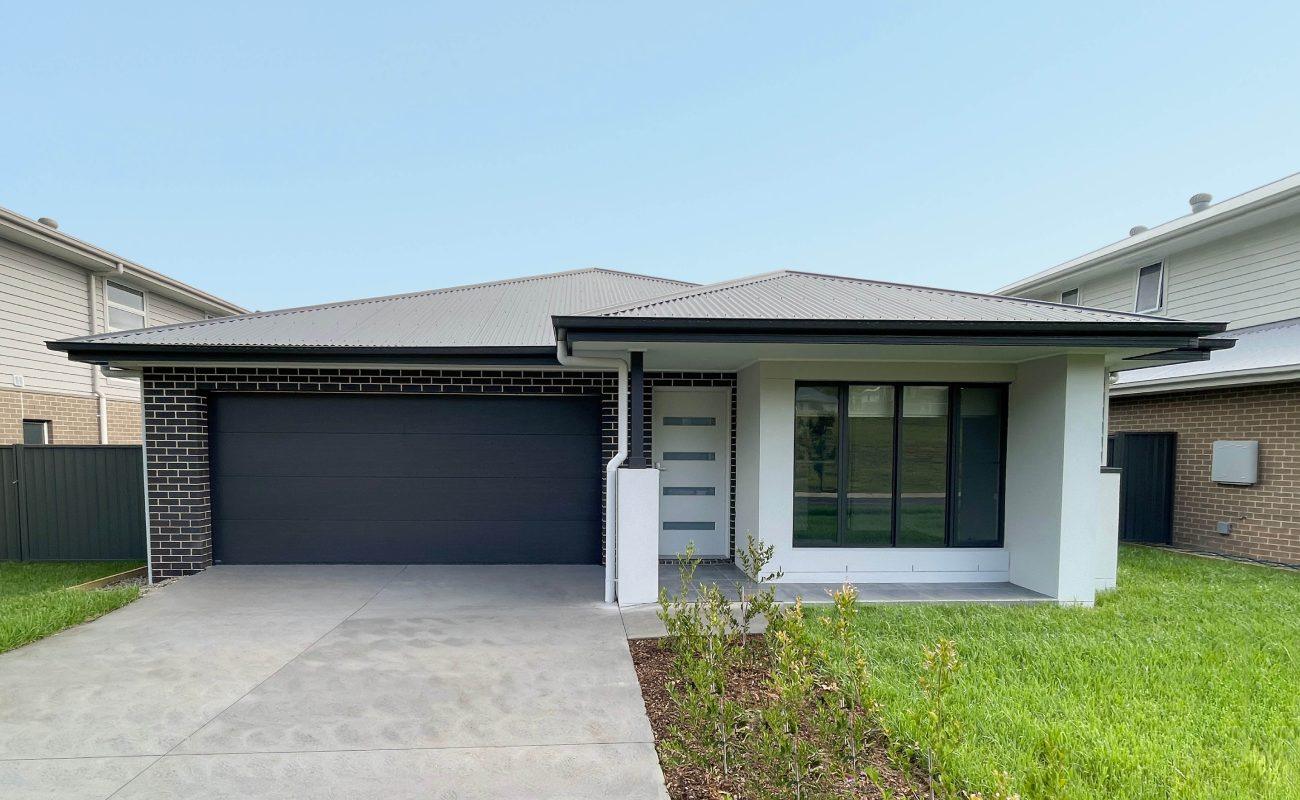 1724654 ALBION PARK 2026 07 10 183355 - Lily White Real Estate Agency, Oran Park, Australia