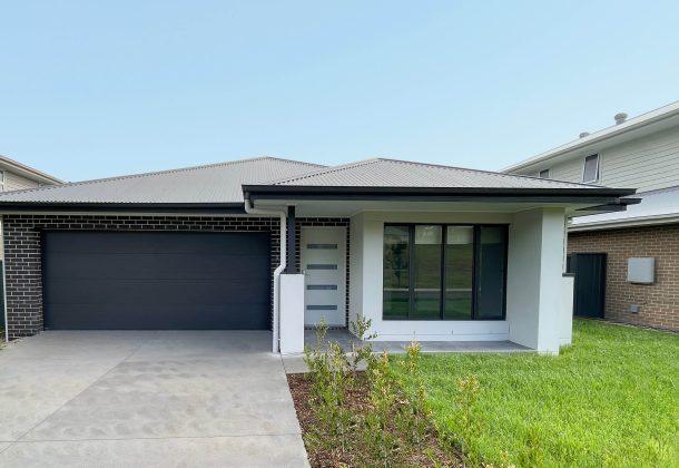 1724654 ALBION PARK 2026 07 10 183355 - Lily White Real Estate Agency, Oran Park, Australia
