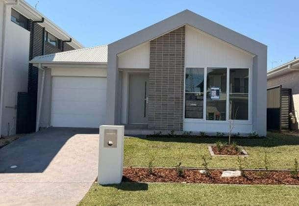 1858783 CATHERINE FIELD 2026 09 29 103432 - Lily White Real Estate Agency, Oran Park, Australia